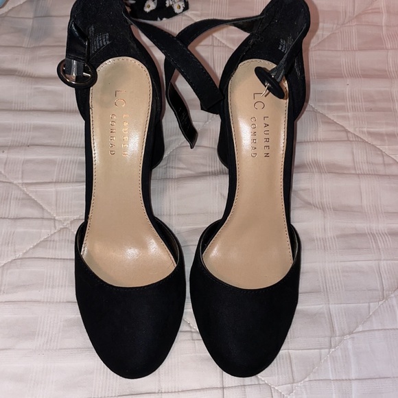 Lauren Conrad heels - Picture 2 of 3